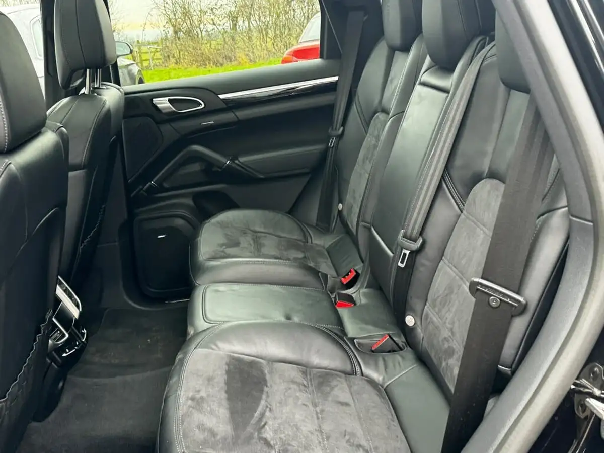 2018-porsche-cayenne-30td-diesel-platinum-edition-big-19