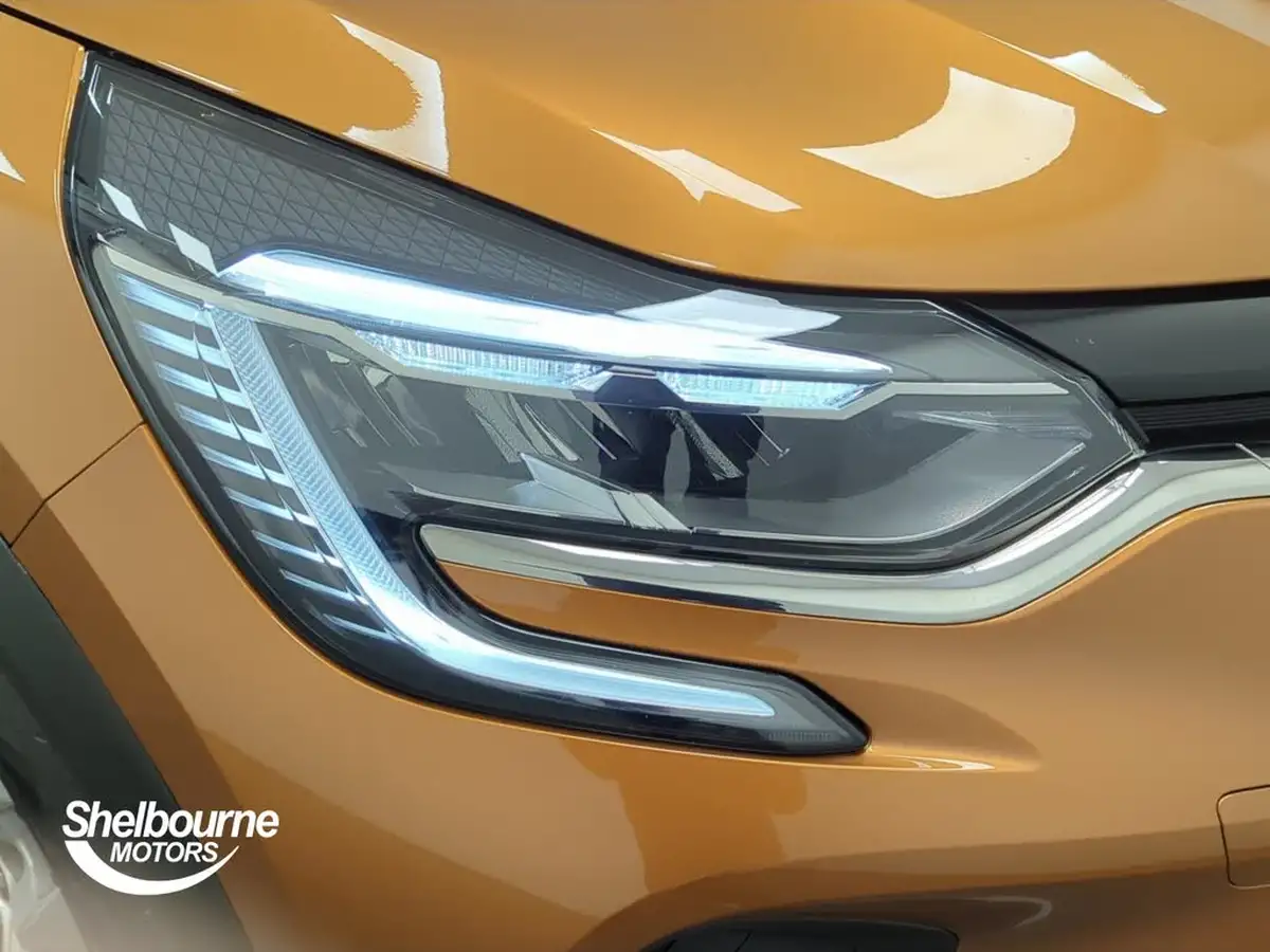 2021-renault-captur-13-tce-iconic-edition-edc-auto-big-17
