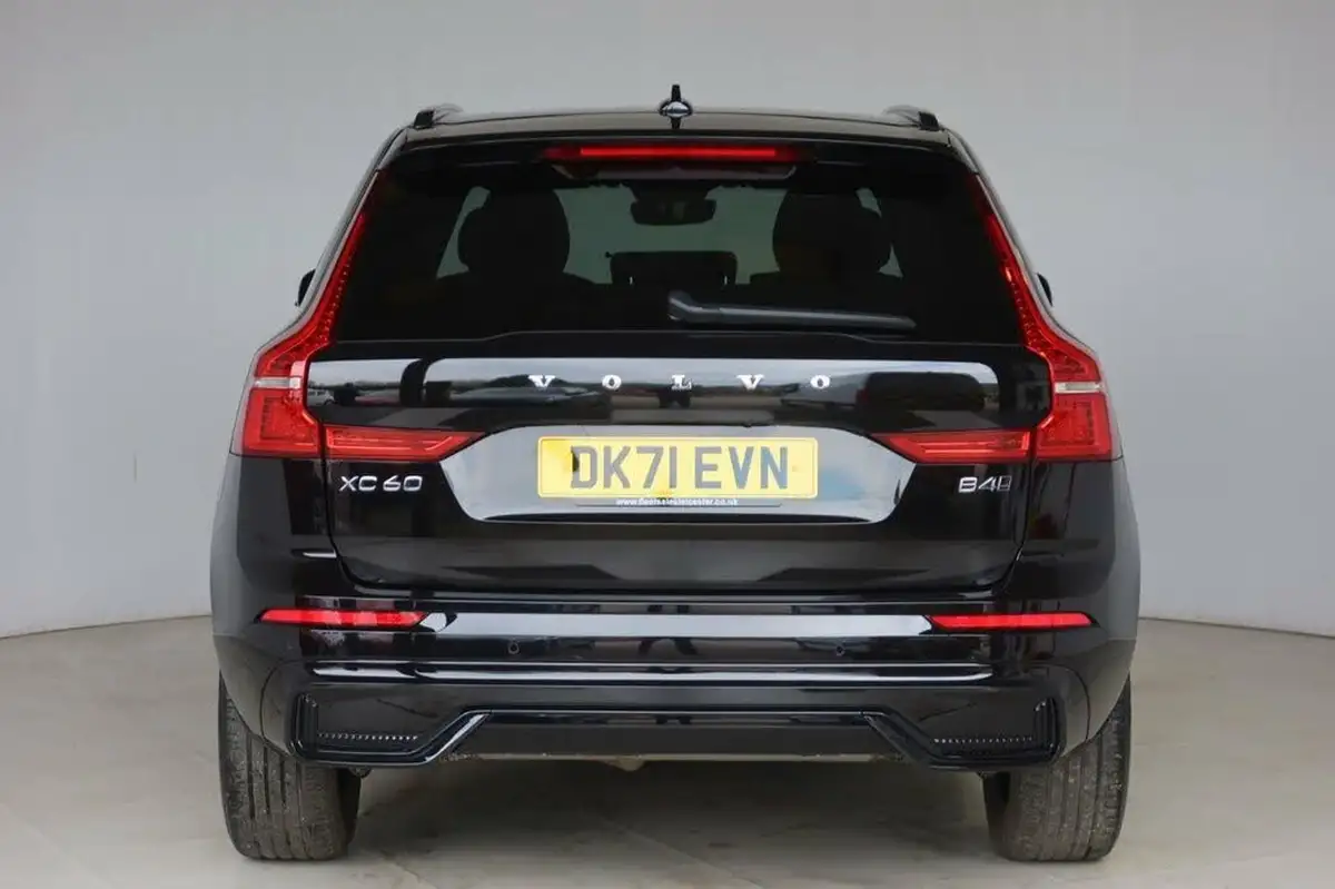 2021-volvo-xc60-20td-b4-r-design-awd-big-5