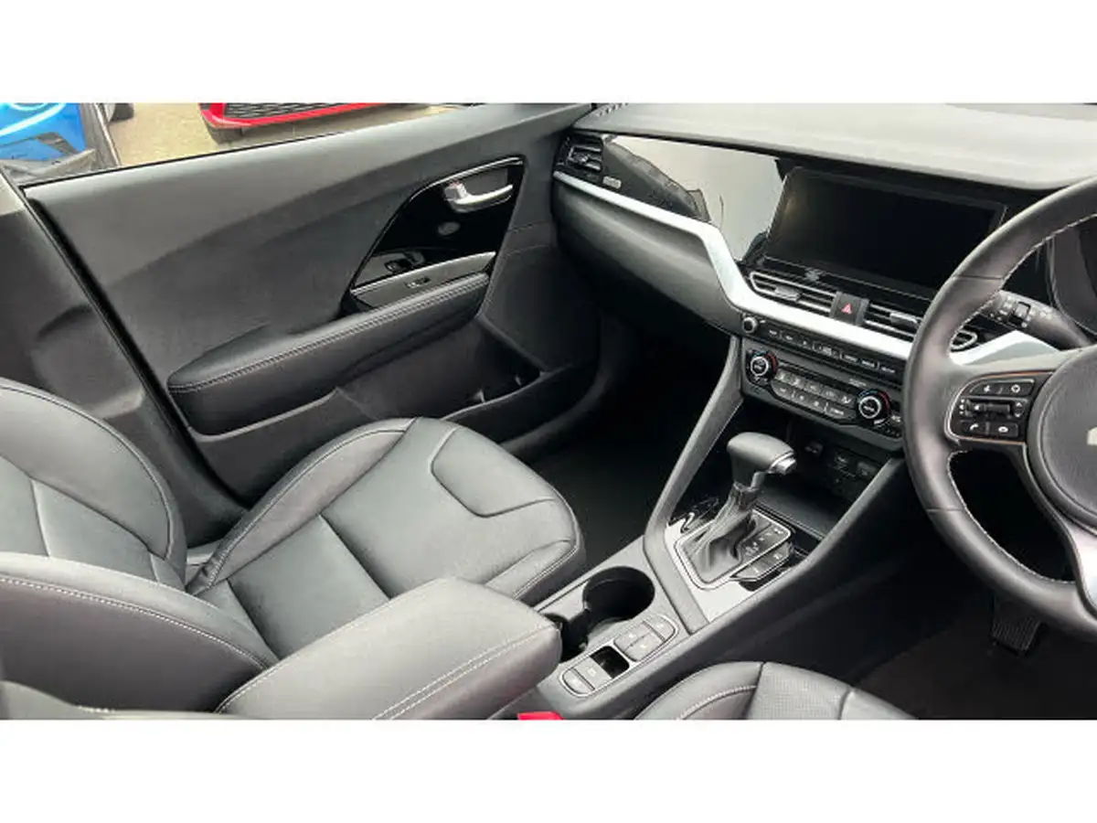 2022-kia-niro-16-gdi-3-156kwh-big-13