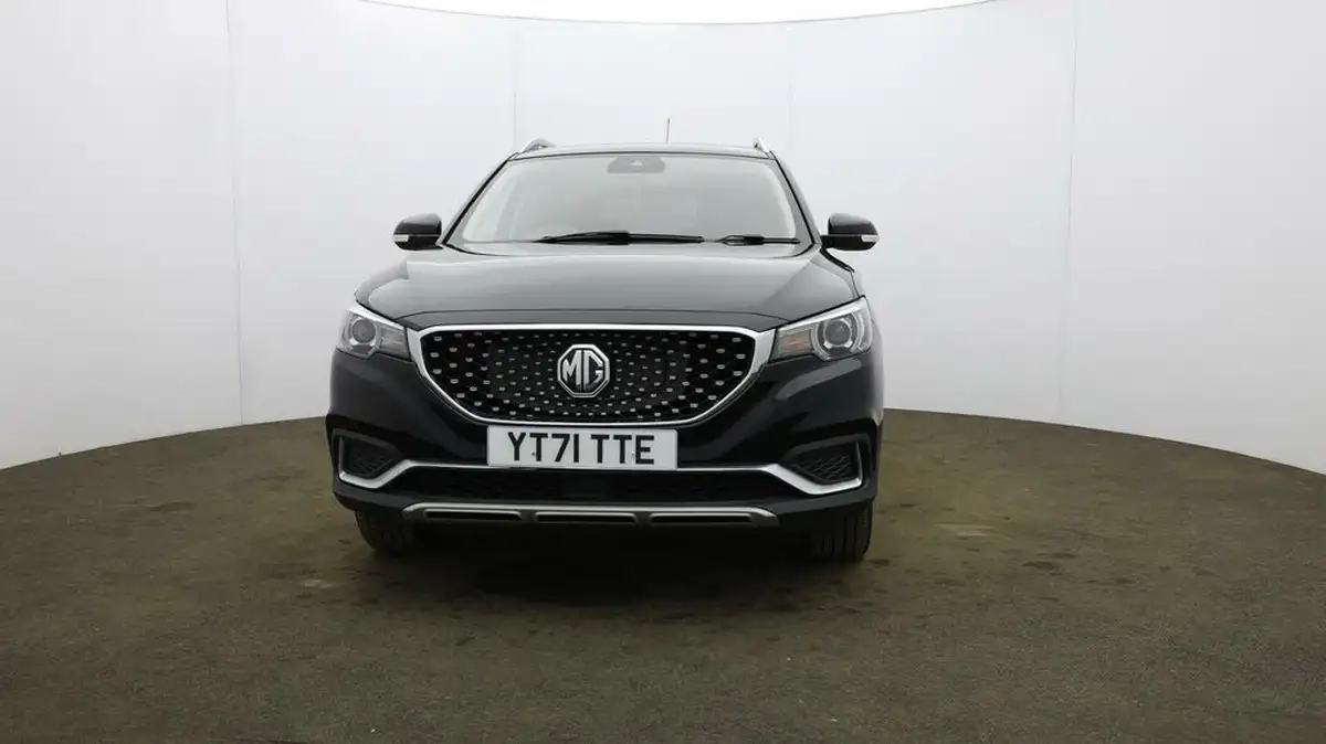 2021-mg-zs-suv-e-exclusive-ev-big-1