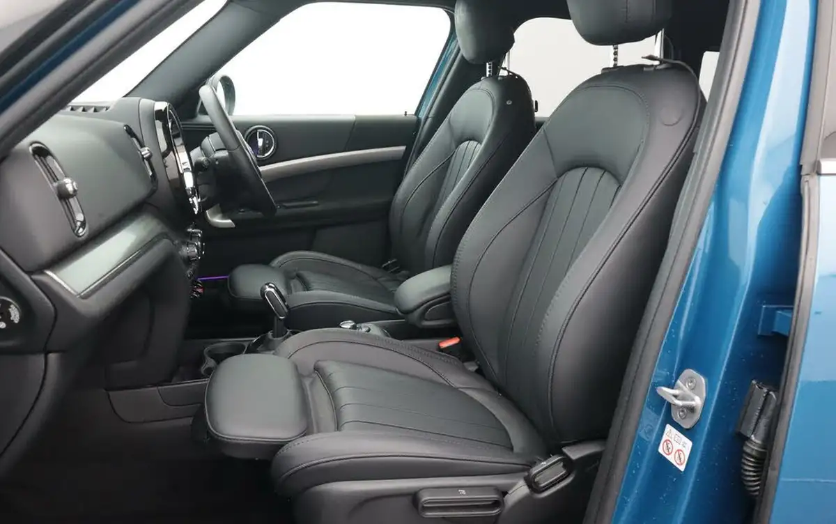 2023-mini-countryman-15-cooper-exclusive-premium-big-14
