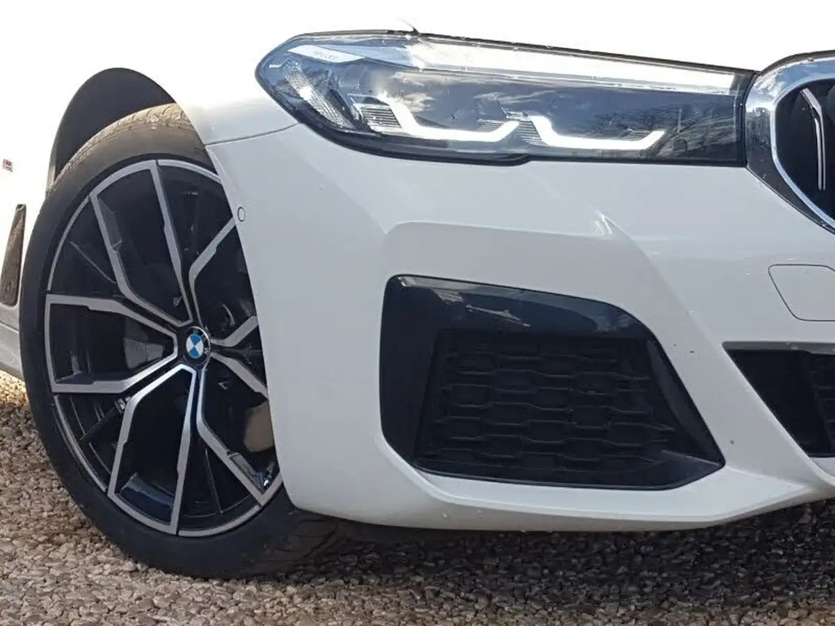 2022-bmw-5-series-20td-520d-m-sport-mhtpro-pack-saloon-4d-big-8