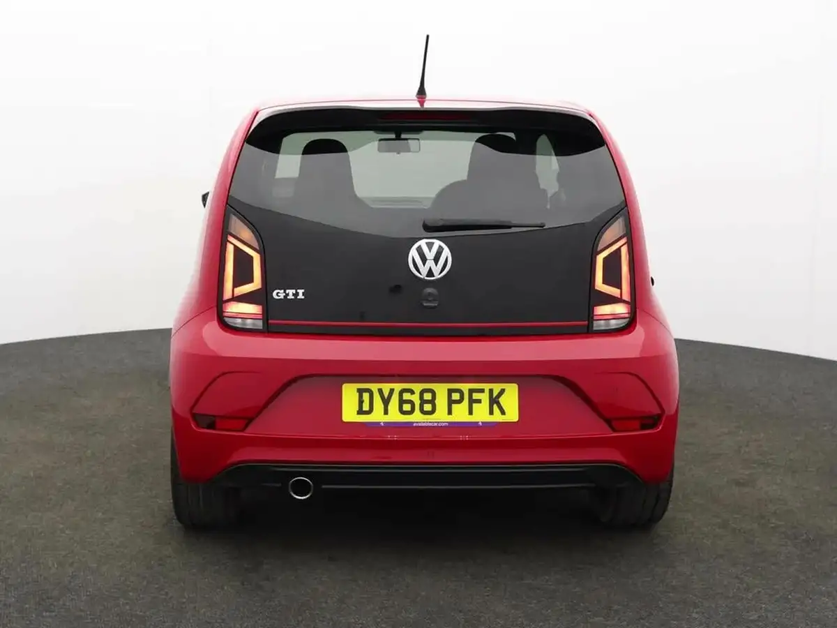 2018-volkswagen-up-10-gti-3d-big-3