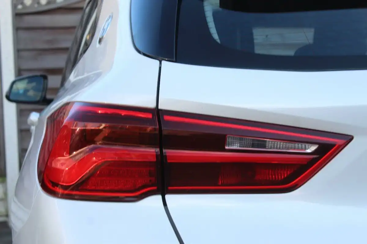 2019-bmw-x2-15-sdrive18i-sport-big-9
