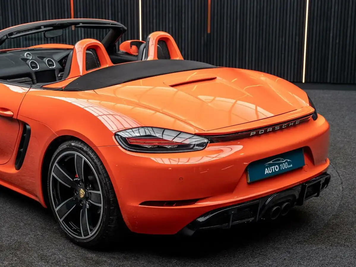 2016-porsche-boxster-718-25-boxster-s-pdk-big-22