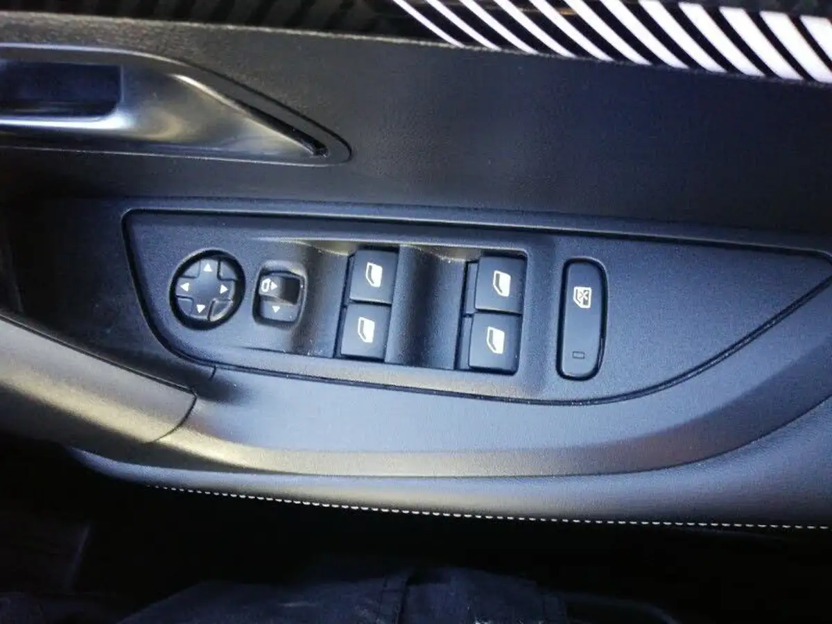 2024-peugeot-2008-suv-12-puretech-allure-130ps-big-17