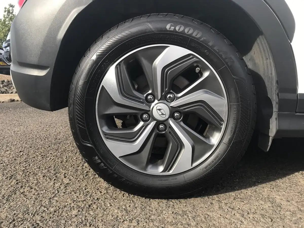2021-hyundai-kona-16-gdi-se-connect-big-11