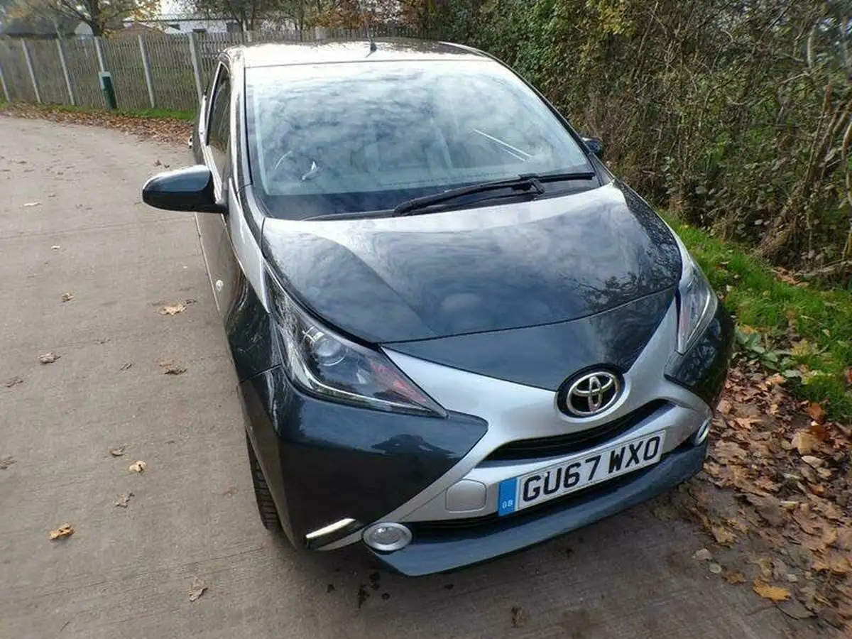 2018-toyota-aygo-10-vvt-i-x-style-71bhp-big-2