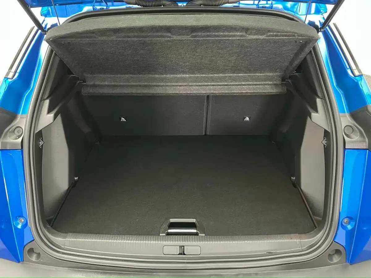 2023-peugeot-2008-suv-12-puretech-allure-big-19