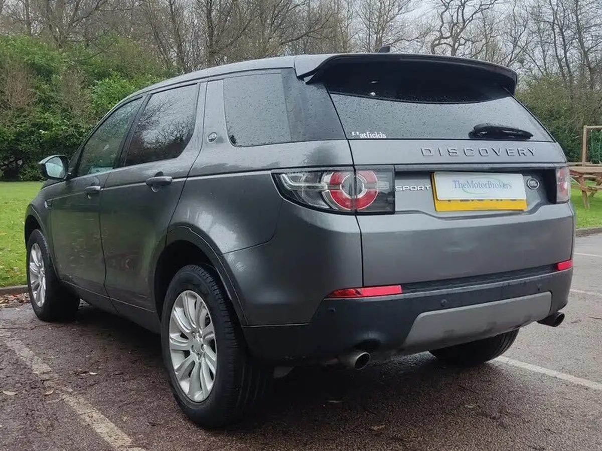 2016-land-rover-discovery-sport-20td4-se-tech-180ps-awd-ss-auto-big-9