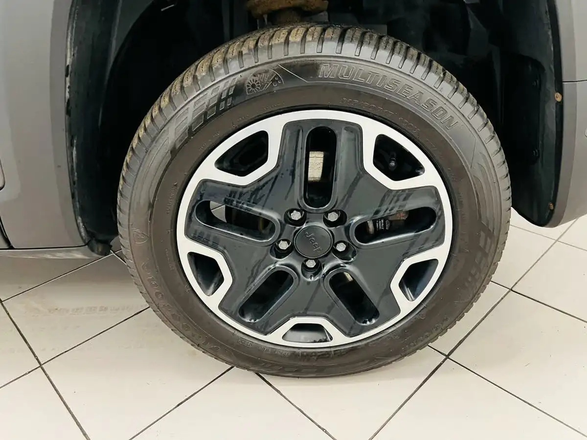 2016-jeep-renegade-20multijet-ii-trailhawk-big-23