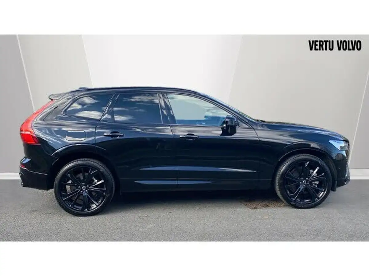 2024-volvo-xc60-20-t6-plus-black-edition-big-2