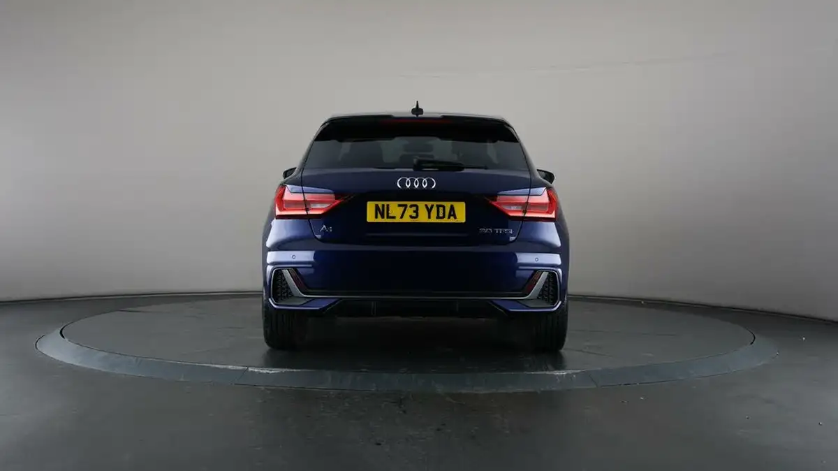 2023-audi-a1-10-30-tfsi-s-line-big-6