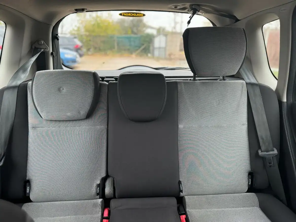 2008-renault-grand-modus-16-dynamique-big-11