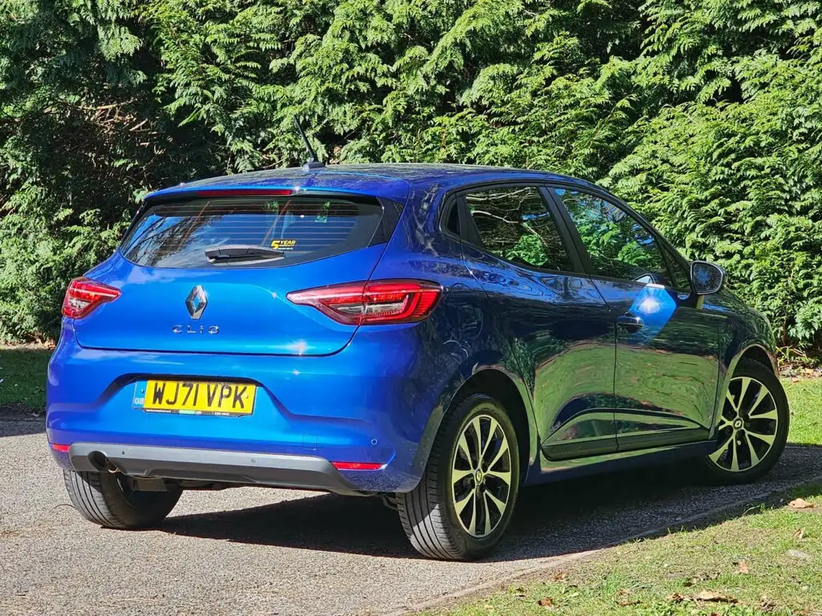 2021-renault-clio-10-tce-iconic-90ps-big-20