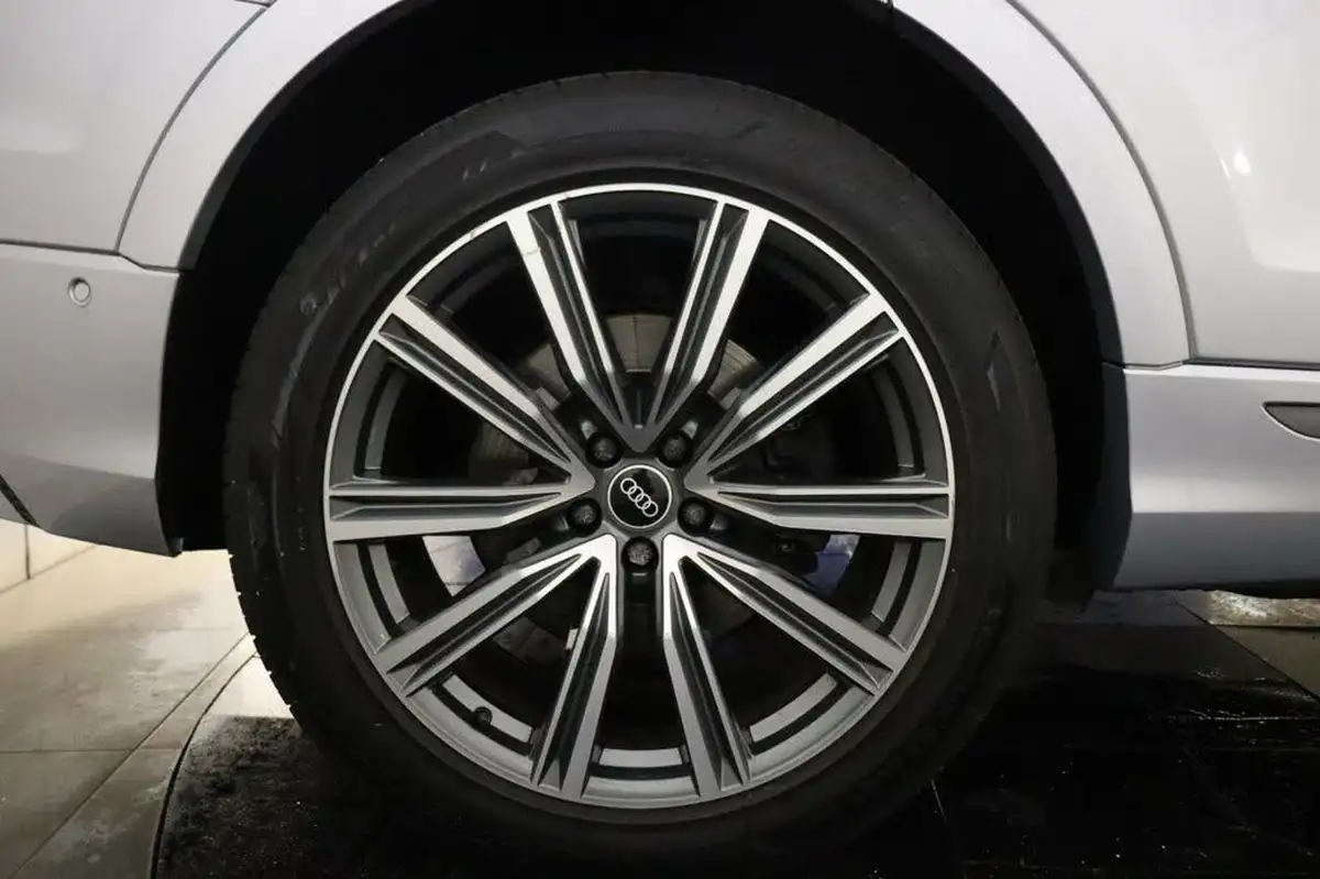 2021-audi-q8-30-50-tdi-s-line-big-44