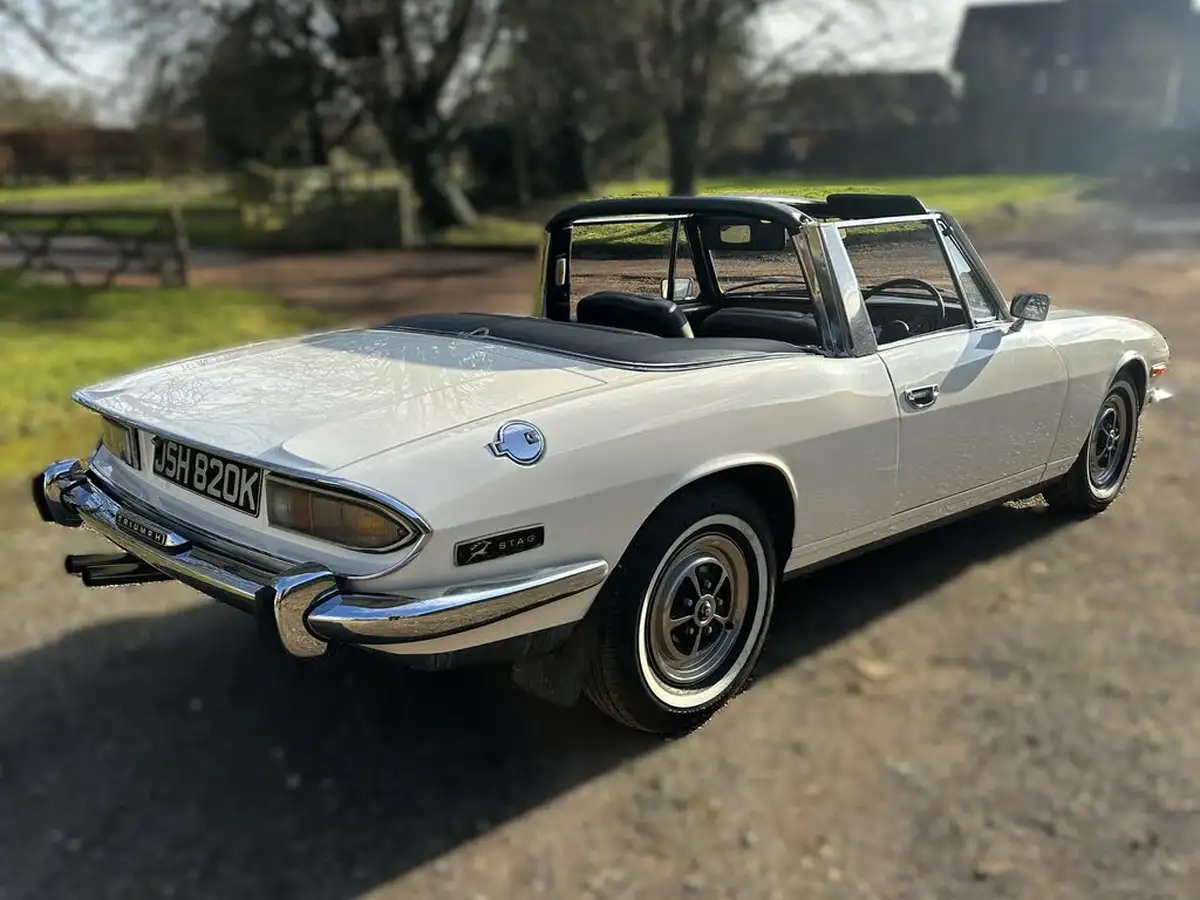 1972-triumph-stag-30-big-5