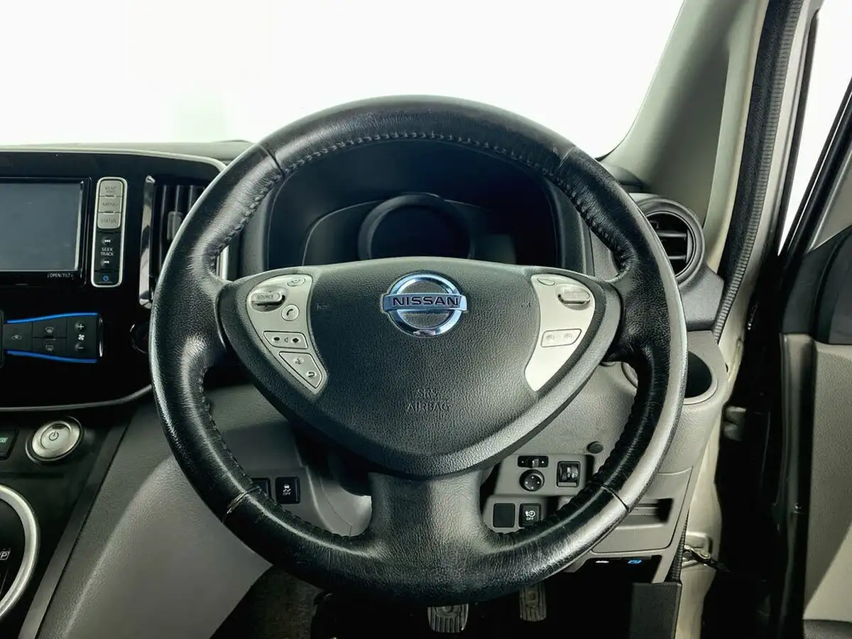 2017-nissan-env200-e-tekna-rapid-panel-van-big-15