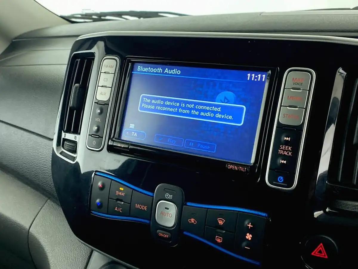 2017-nissan-env200-e-tekna-rapid-panel-van-big-39