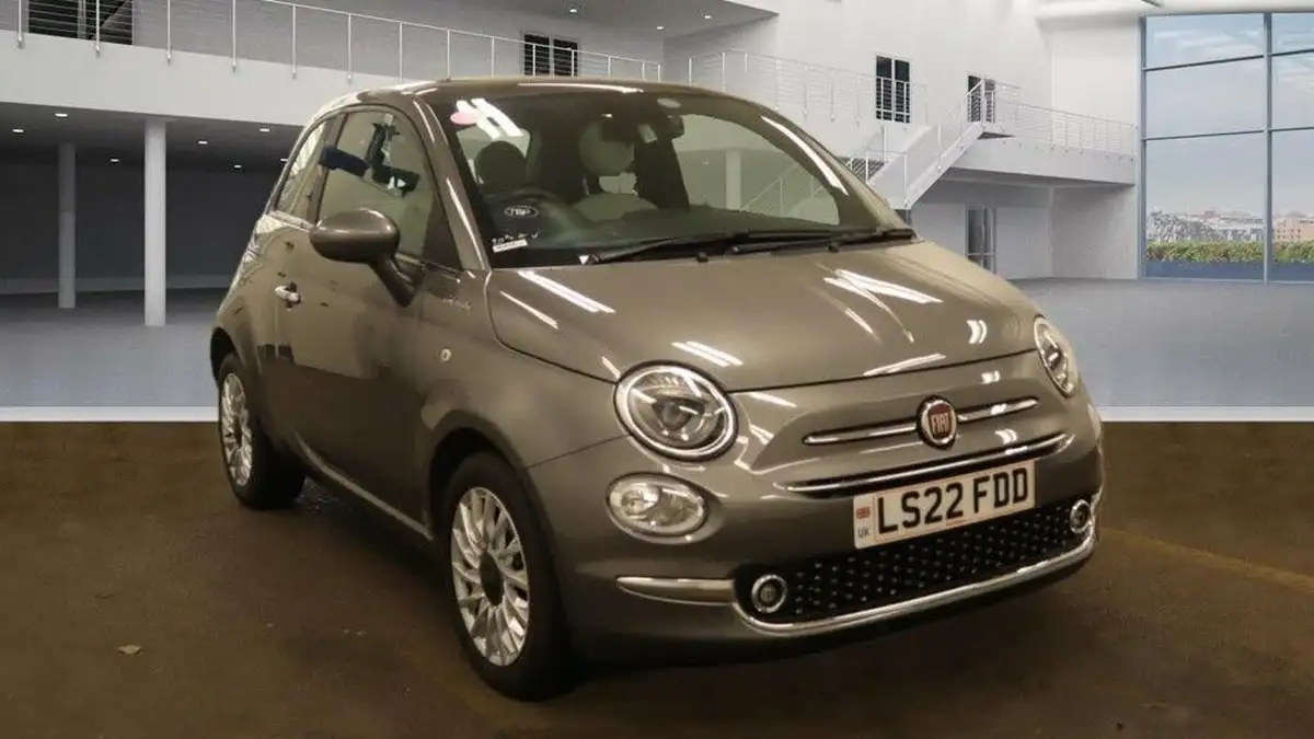 2022-fiat-500-10-dolcevita-big-0