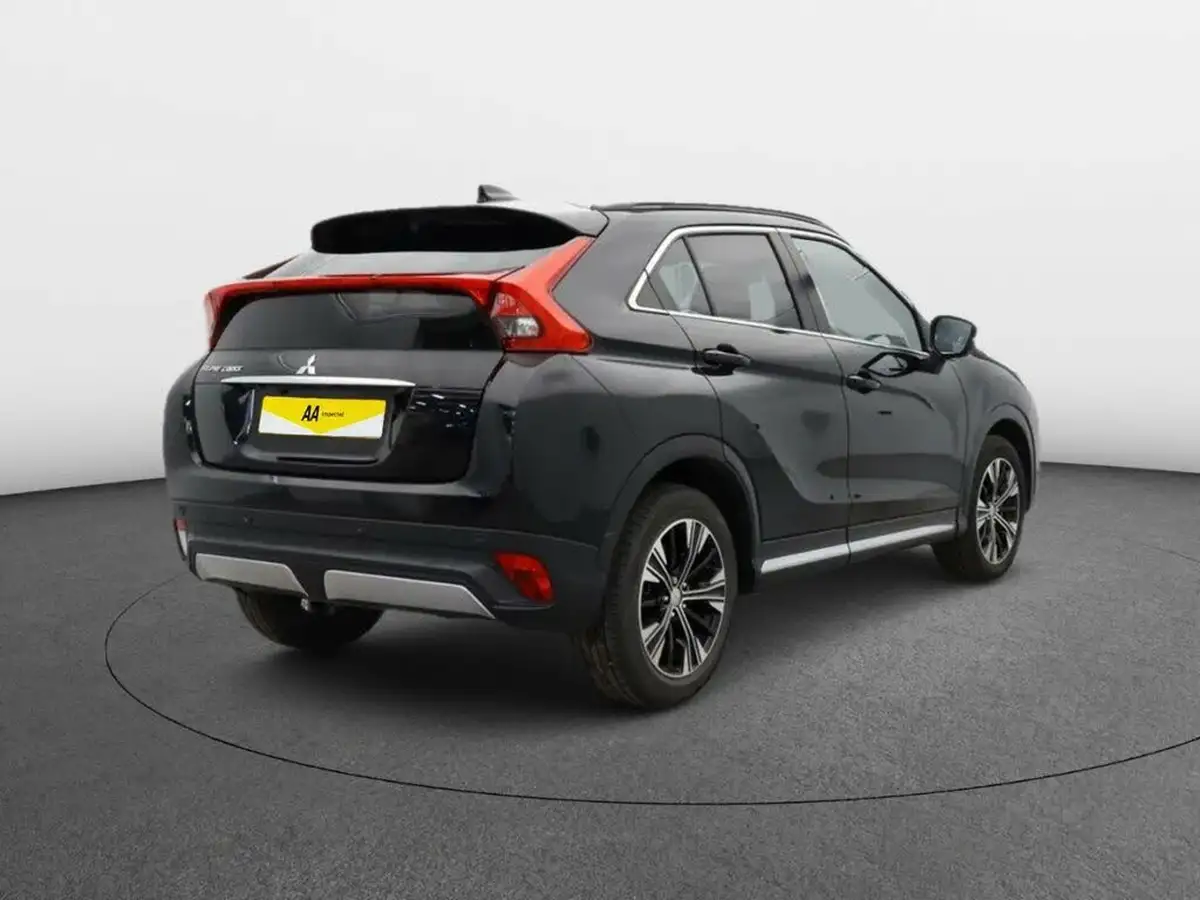 2021-mitsubishi-eclipse-cross-15-4-big-3