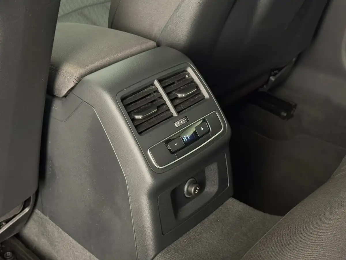 2022-audi-a4-avant-20-35-tdi-technik-big-17