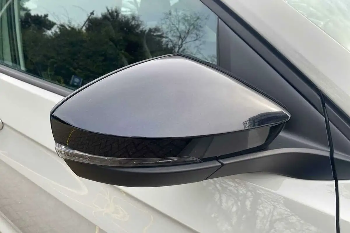 2023-volkswagen-t-cross-10-tsi-black-edition-110ps-big-19