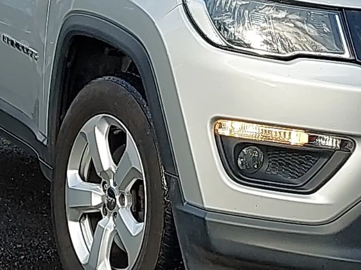 2019-jeep-compass-14-multiair-ii-longitude-big-8