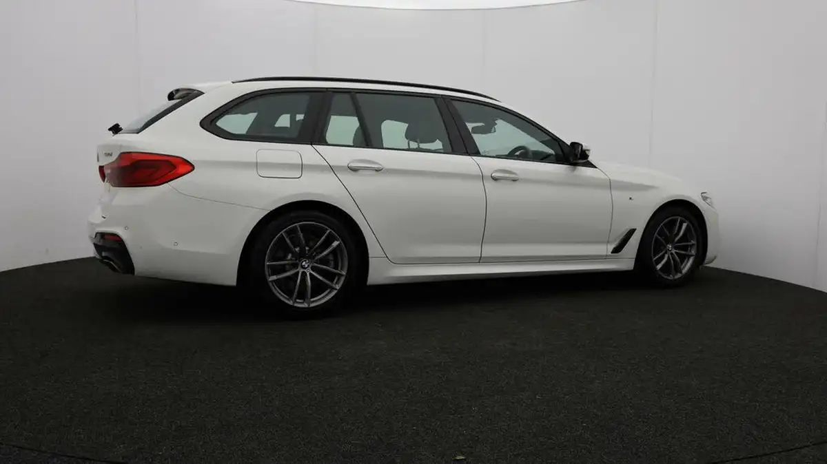 2018-bmw-5-series-20td-520d-m-sport-188bhp-xdrive-touring-5d-big-29
