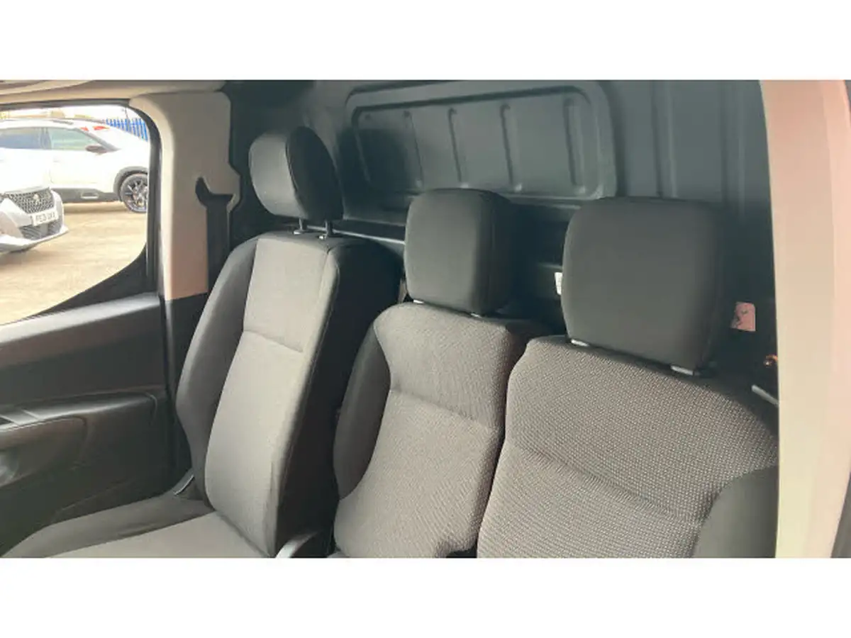 2023-citroen-berlingo-15-bluehdi-1000-driver-edition-100pseu6d-big-14