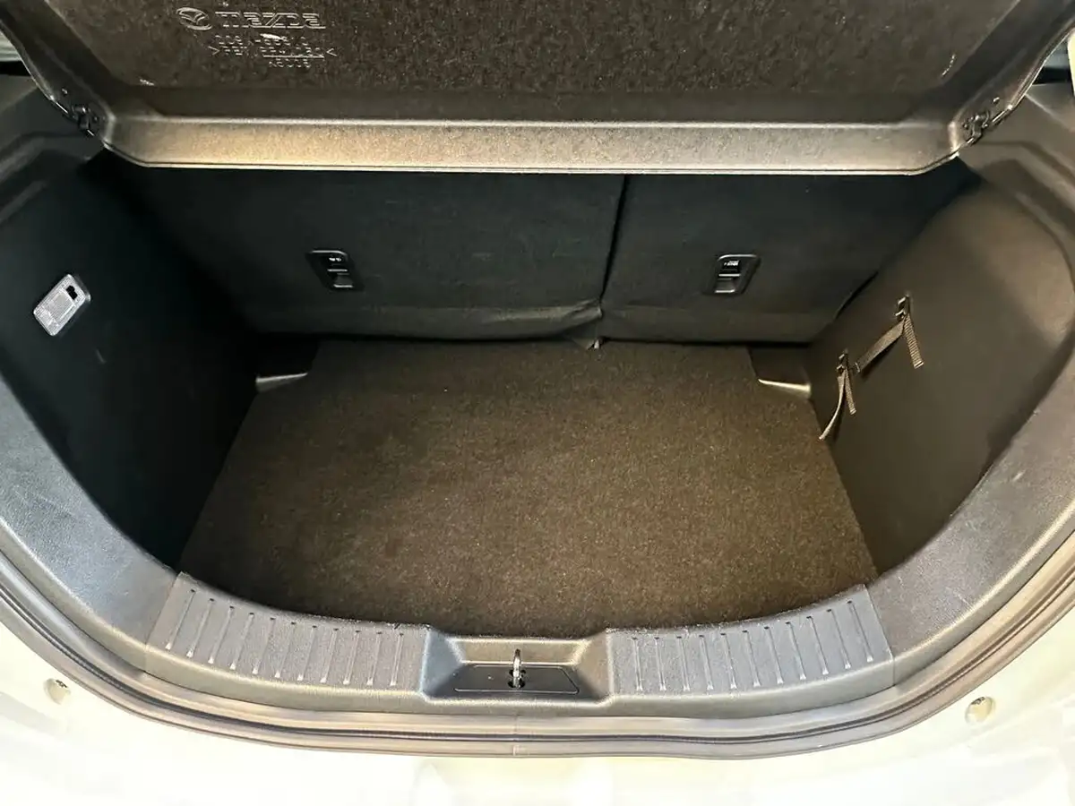 2023-mazda-mazda2-15-skyactiv-g-homura-aka-big-33