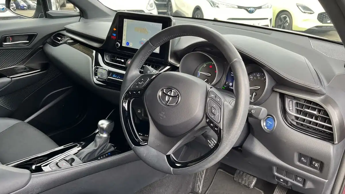 2023-toyota-c-hr-18-vvt-i-design-120bhp-big-21