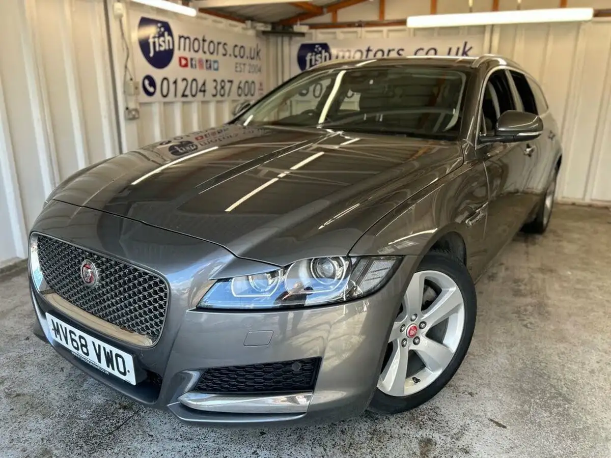2018-jaguar-xf-20i-portfolio-249ps-sportbrake-5d-1997cc-big-13