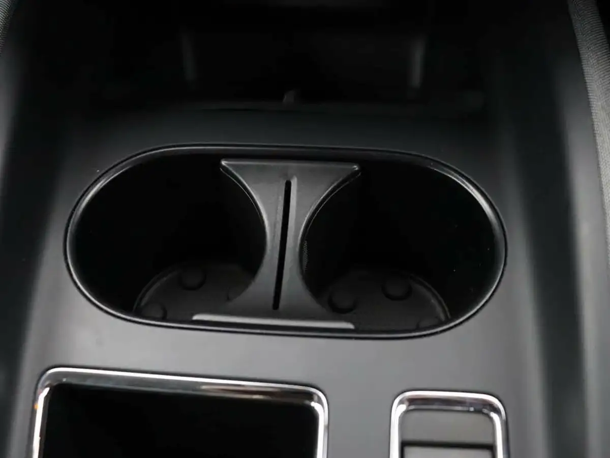 2021-skoda-enyaq-e-60-62-kwh-big-28