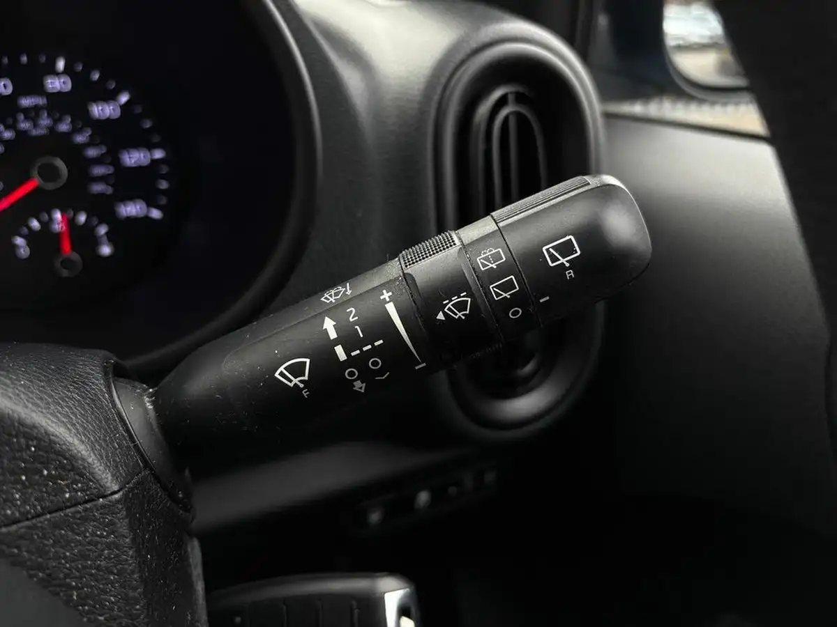 2018-kia-picanto-10-1-65bhp-adap-big-22