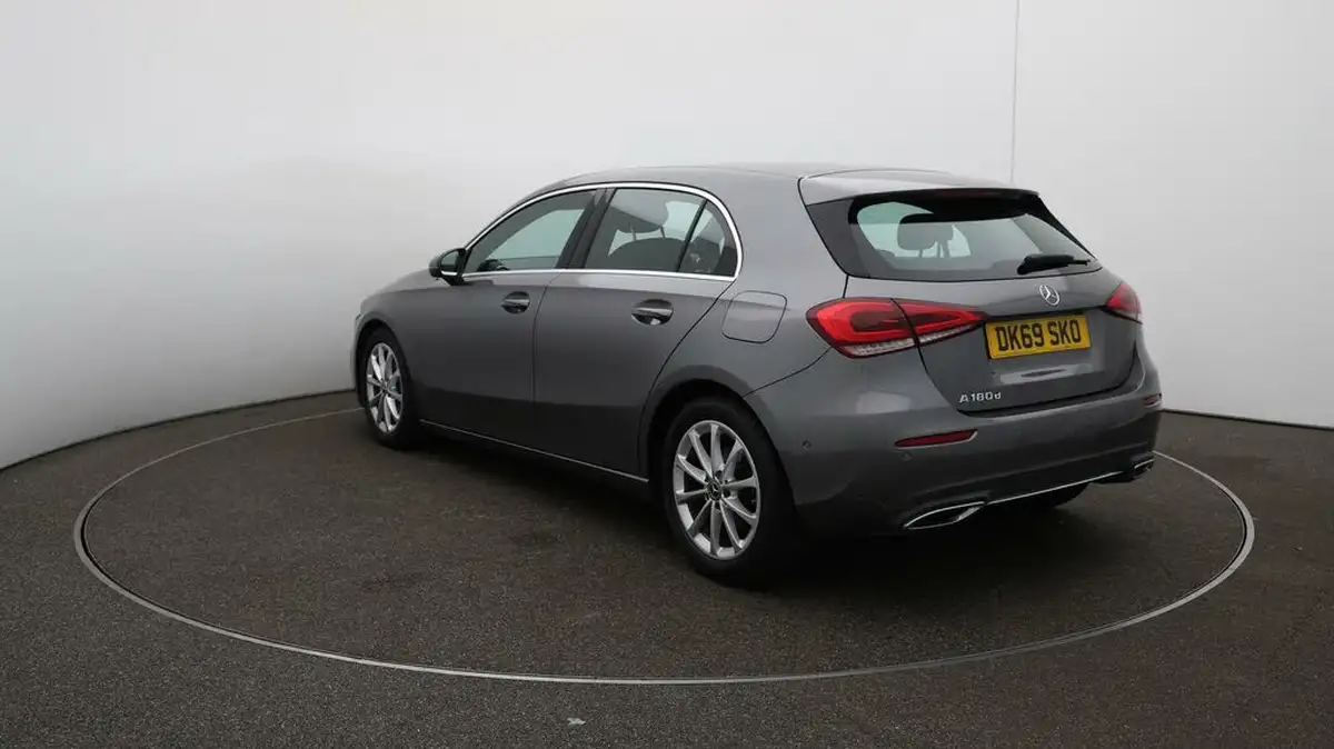 2019-mercedes-benz-a-class-15d-a180d-sport-executive-hatchback-5d-7g-dct-big-53