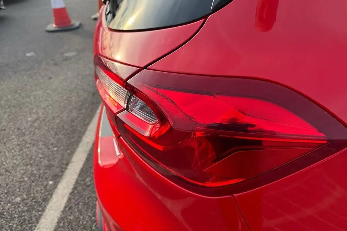 2018-ford-fiesta-15t-st-3-5d-big-27