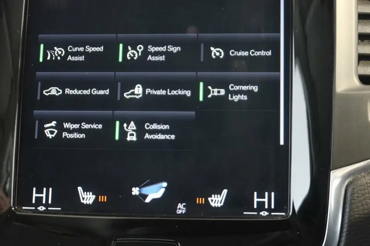 2021-volvo-xc90-20-b5-momentum-big-27