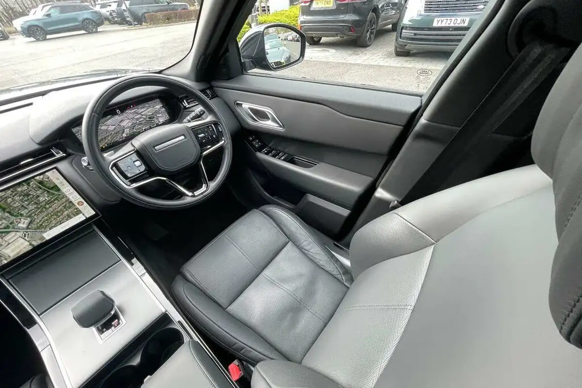 2024-land-rover-range-rover-velar-20-p400e-dynamic-hse-big-13