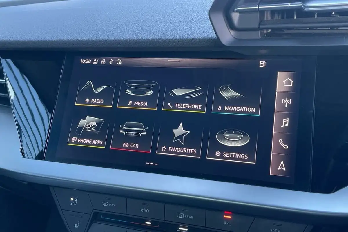 2021-audi-a3-15-35-tfsi-technik-big-18