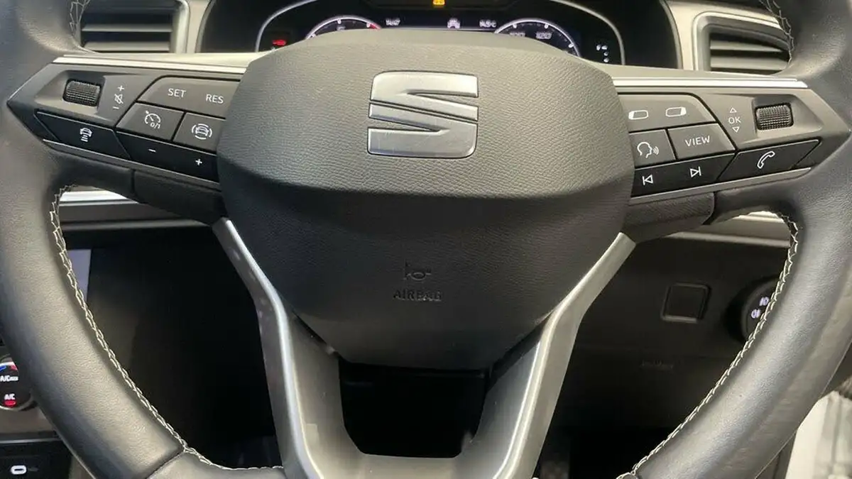 2023-seat-ateca-15-ecotsi-xperience-dsg-big-20