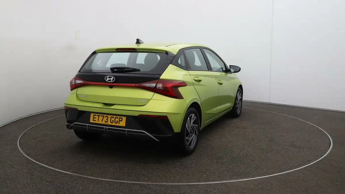 2024-hyundai-i20-10-t-gdi-advance-big-53