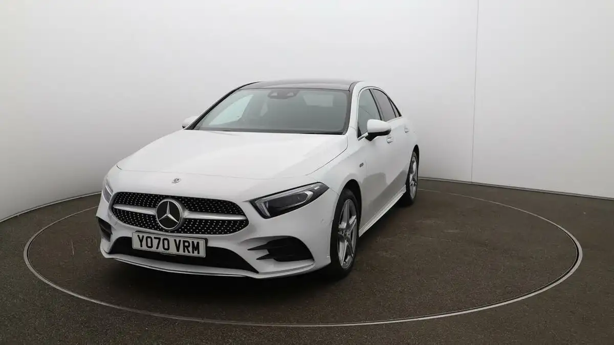 2020-mercedes-benz-a-class-13-a250e-amg-line-premium-plus-saloon-4d-big-32