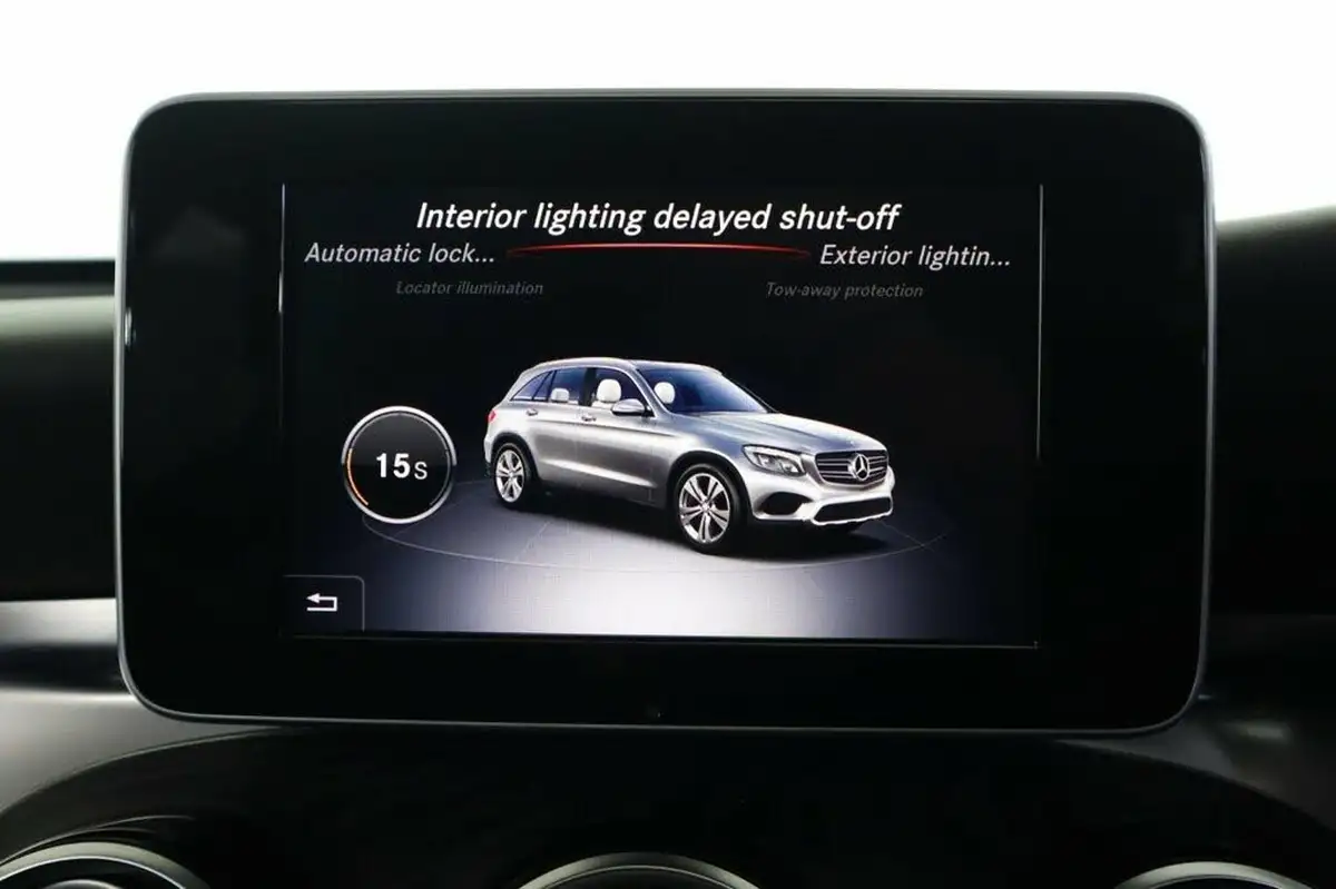 2018-mercedes-benz-glc-class-21d-glc250d-amg-line-premiumss-station-wagon-5d-big-42