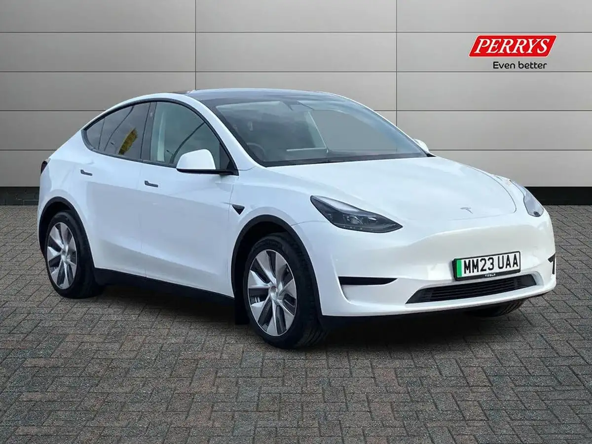 2023-tesla-model-y-e-rwd-big-0