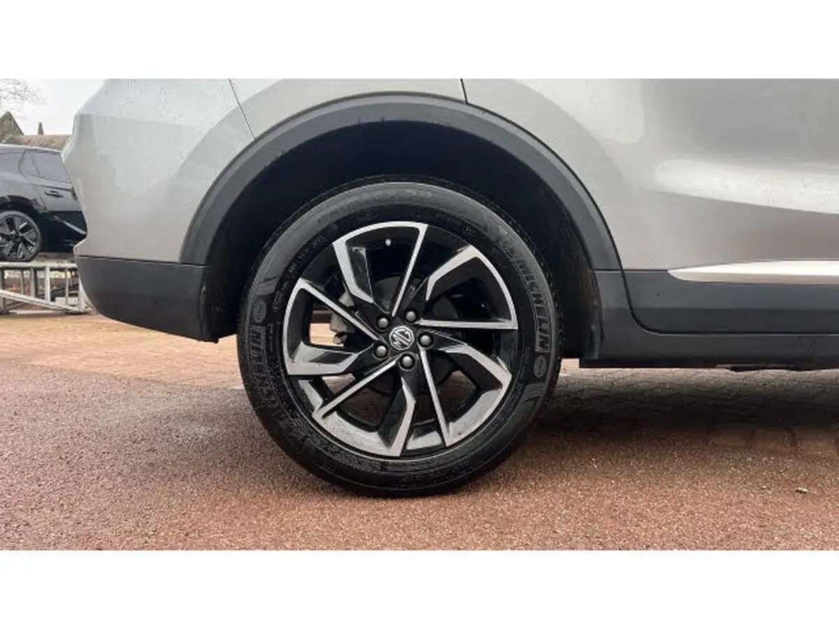 2024-mg-zs-suv-10t-gdi-exclusive-big-6