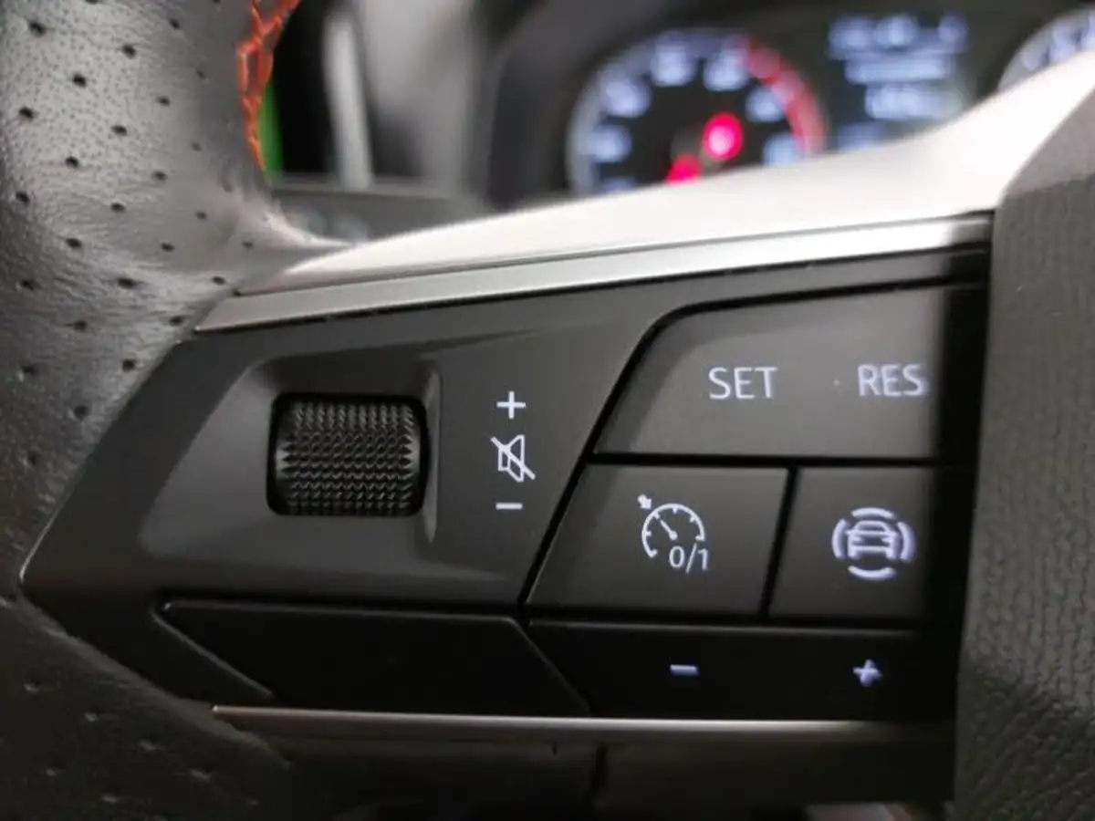2022-seat-arona-10-tsi-fr-dsg-big-13