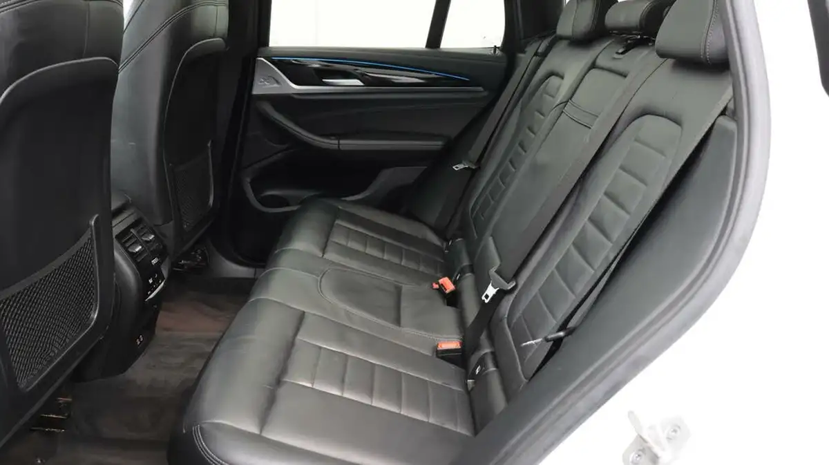 2021-bmw-ix3-e-premier-edition-big-16