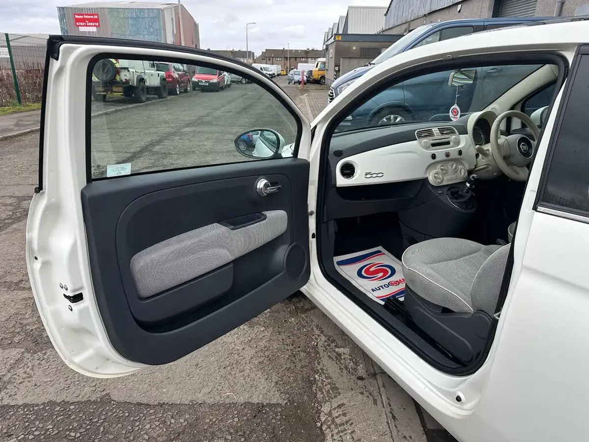 2012-fiat-500-12-lounge-ss-big-15